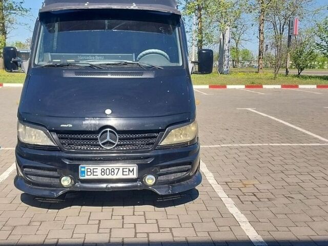 Черный Мерседес Sprinter, объемом двигателя 2.15 л и пробегом 650 тыс. км за 6950 $, фото 1 на Automoto.ua