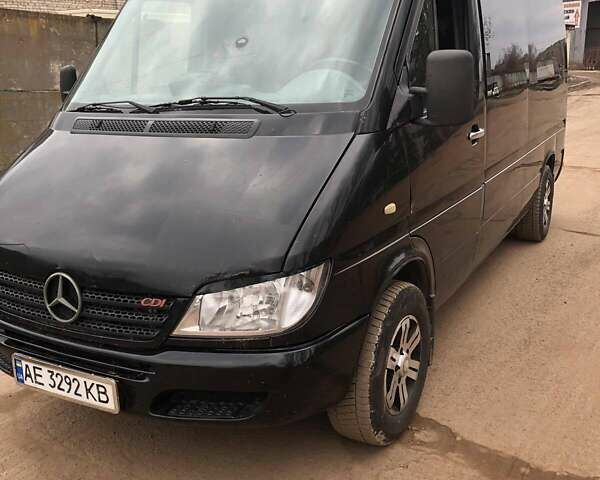 Чорний Мерседес Sprinter, об'ємом двигуна 2.7 л та пробігом 300 тис. км за 7200 $, фото 1 на Automoto.ua