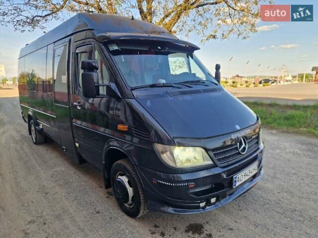 Черный Мерседес Sprinter, объемом двигателя 2.7 л и пробегом 440 тыс. км за 12550 $, фото 1 на Automoto.ua