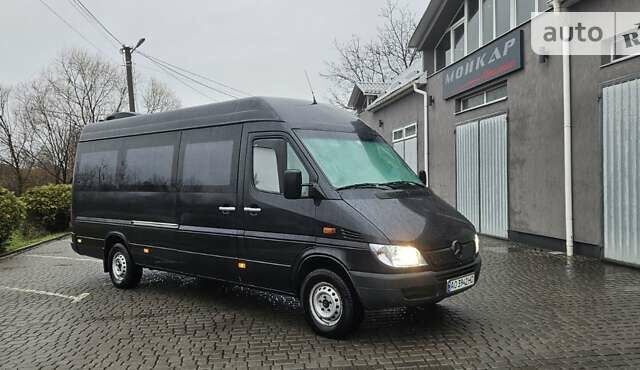 Чорний Мерседес Sprinter, об'ємом двигуна 2.69 л та пробігом 610 тис. км за 13500 $, фото 1 на Automoto.ua