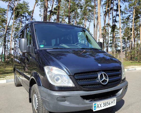 Черный Мерседес Sprinter, объемом двигателя 2.14 л и пробегом 286 тыс. км за 16300 $, фото 1 на Automoto.ua