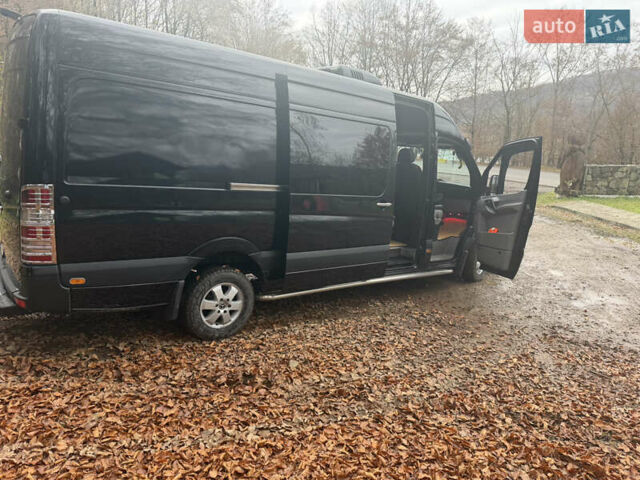 Черный Мерседес Sprinter, объемом двигателя 2.99 л и пробегом 800 тыс. км за 29500 $, фото 1 на Automoto.ua
