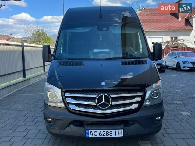Чорний Мерседес Sprinter, об'ємом двигуна 3 л та пробігом 420 тис. км за 36900 $, фото 1 на Automoto.ua