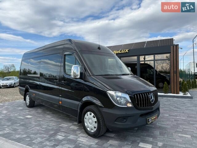 Черный Мерседес Sprinter, объемом двигателя 2.99 л и пробегом 676 тыс. км за 29999 $, фото 1 на Automoto.ua