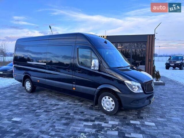 Черный Мерседес Sprinter, объемом двигателя 2.99 л и пробегом 676 тыс. км за 32499 $, фото 1 на Automoto.ua