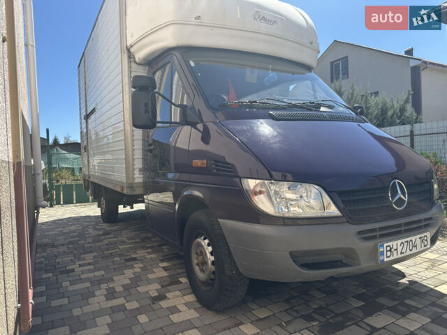 Фиолетовый Мерседес Sprinter, объемом двигателя 2.15 л и пробегом 330 тыс. км за 11300 $, фото 1 на Automoto.ua