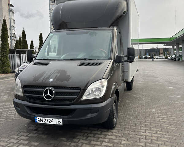 Коричневий Мерседес Sprinter, об'ємом двигуна 2.2 л та пробігом 565 тис. км за 17500 $, фото 1 на Automoto.ua