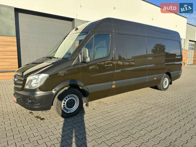 Коричневый Мерседес Sprinter, объемом двигателя 2.14 л и пробегом 405 тыс. км за 16700 $, фото 1 на Automoto.ua