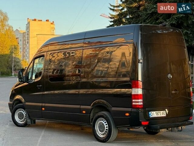 Коричневый Мерседес Sprinter, объемом двигателя 2.15 л и пробегом 424 тыс. км за 13500 $, фото 1 на Automoto.ua