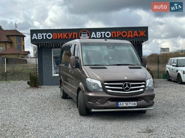Коричневый Мерседес Sprinter, объемом двигателя 2.14 л и пробегом 280 тыс. км за 14000 $, фото 1 на Automoto.ua