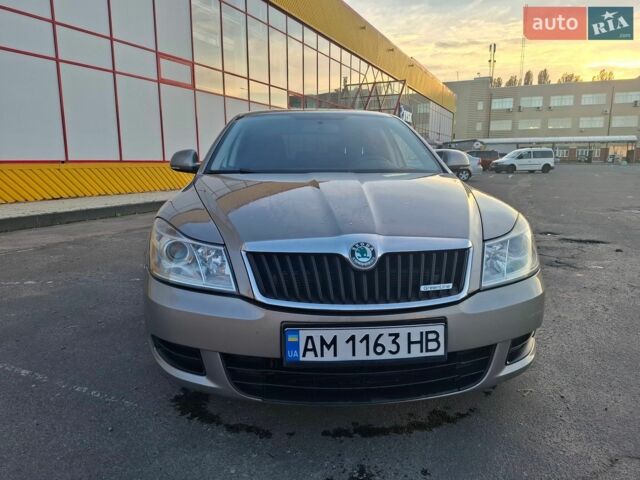 Коричневий Мерседес Sprinter, об'ємом двигуна 2.2 л та пробігом 510 тис. км за 18999 $, фото 1 на Automoto.ua