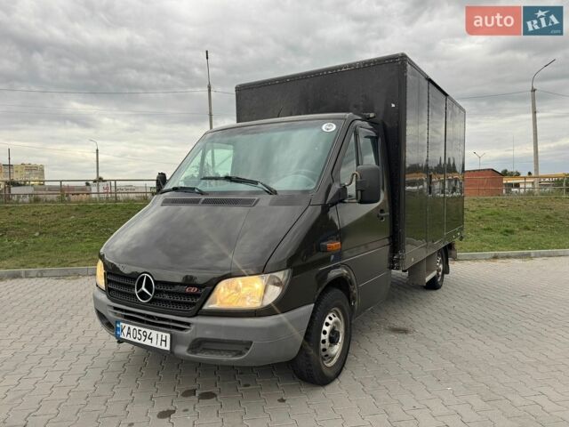 Коричневый Мерседес Sprinter, объемом двигателя 2.2 л и пробегом 546 тыс. км за 8999 $, фото 1 на Automoto.ua