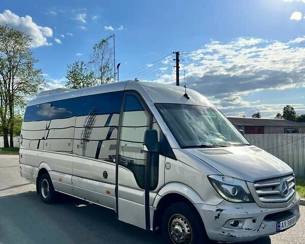 Коричневий Мерседес Sprinter, об'ємом двигуна 3 л та пробігом 300 тис. км за 55000 $, фото 1 на Automoto.ua