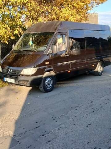 Коричневий Мерседес Sprinter, об'ємом двигуна 2.2 л та пробігом 650 тис. км за 6500 $, фото 1 на Automoto.ua
