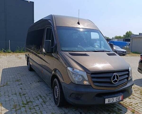Коричневый Мерседес Sprinter, объемом двигателя 3 л и пробегом 335 тыс. км за 31900 $, фото 1 на Automoto.ua