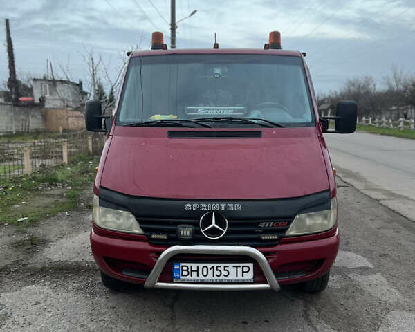 Червоний Мерседес Sprinter, об'ємом двигуна 2.15 л та пробігом 250 тис. км за 14500 $, фото 1 на Automoto.ua