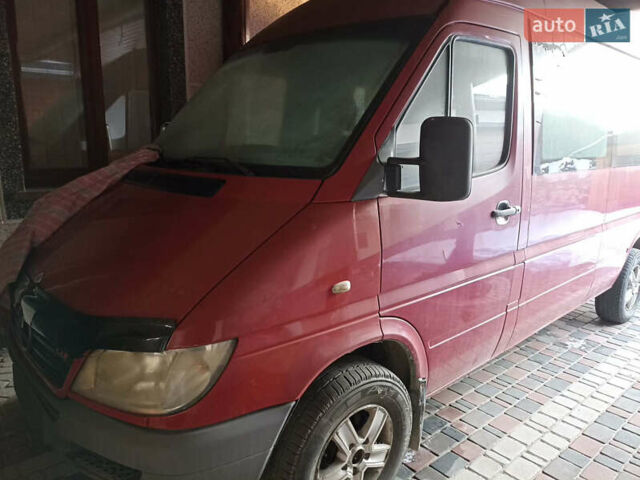 Червоний Мерседес Sprinter, об'ємом двигуна 0 л та пробігом 300 тис. км за 4200 $, фото 1 на Automoto.ua
