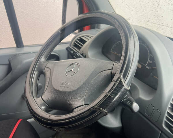 Червоний Мерседес Sprinter, об'ємом двигуна 2.1 л та пробігом 416 тис. км за 5200 $, фото 1 на Automoto.ua