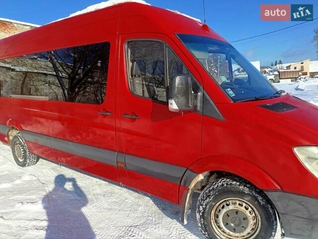 Червоний Мерседес Sprinter, об'ємом двигуна 2.15 л та пробігом 100 тис. км за 8999 $, фото 1 на Automoto.ua