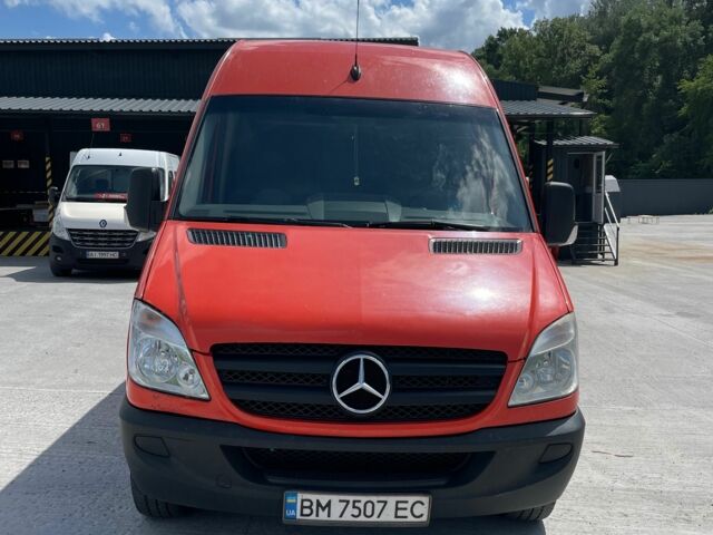 Красный Мерседес Sprinter, объемом двигателя 2.1 л и пробегом 450 тыс. км за 15000 $, фото 1 на Automoto.ua