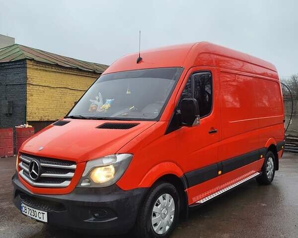 Червоний Мерседес Sprinter, об'ємом двигуна 2.2 л та пробігом 315 тис. км за 15000 $, фото 1 на Automoto.ua