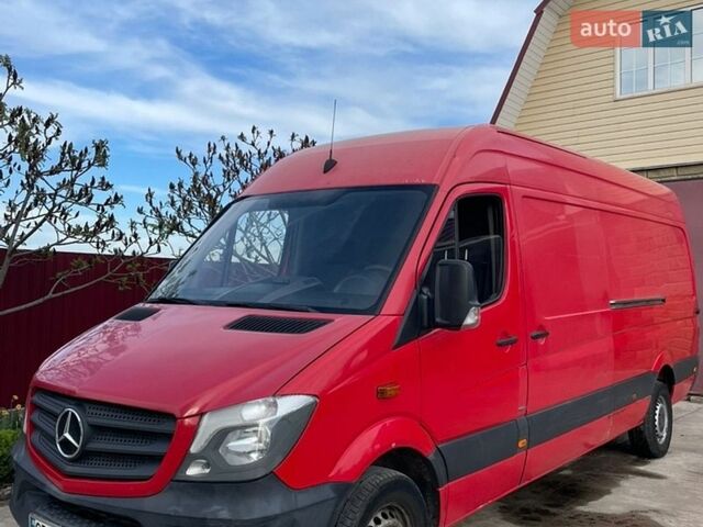 Красный Мерседес Sprinter, объемом двигателя 2.14 л и пробегом 353 тыс. км за 13500 $, фото 1 на Automoto.ua
