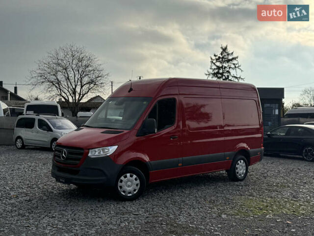 Червоний Мерседес Sprinter, об'ємом двигуна 0 л та пробігом 227 тис. км за 28950 $, фото 1 на Automoto.ua