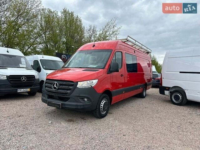 Красный Мерседес Sprinter, объемом двигателя 3 л и пробегом 101 тыс. км за 65500 $, фото 1 на Automoto.ua