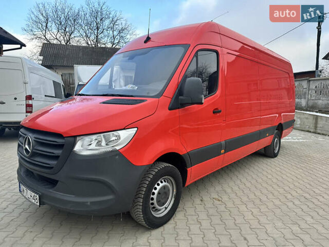 Червоний Мерседес Sprinter, об'ємом двигуна 3 л та пробігом 334 тис. км за 40230 $, фото 1 на Automoto.ua