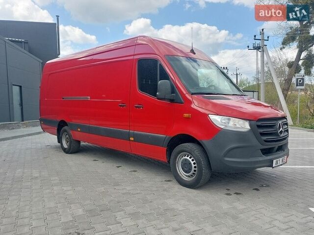 Красный Мерседес Sprinter, объемом двигателя 2.2 л и пробегом 405 тыс. км за 28500 $, фото 1 на Automoto.ua
