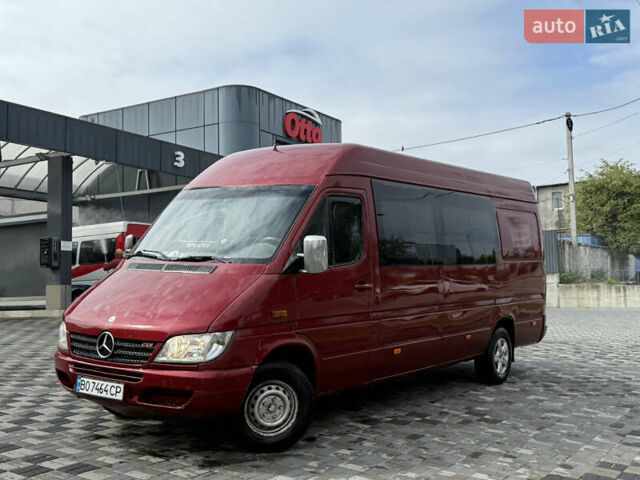 Красный Мерседес Sprinter, объемом двигателя 2.1 л и пробегом 245 тыс. км за 5999 $, фото 1 на Automoto.ua