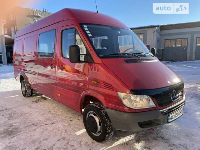 Червоний Мерседес Sprinter, об'ємом двигуна 2.69 л та пробігом 280 тис. км за 19800 $, фото 1 на Automoto.ua