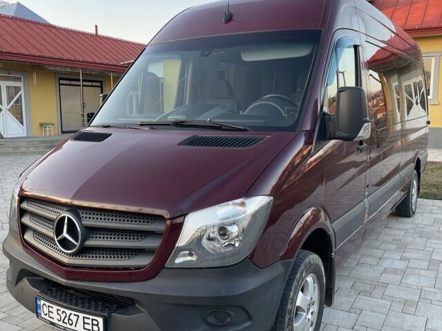 Красный Мерседес Sprinter, объемом двигателя 2.1 л и пробегом 250 тыс. км за 18200 $, фото 1 на Automoto.ua