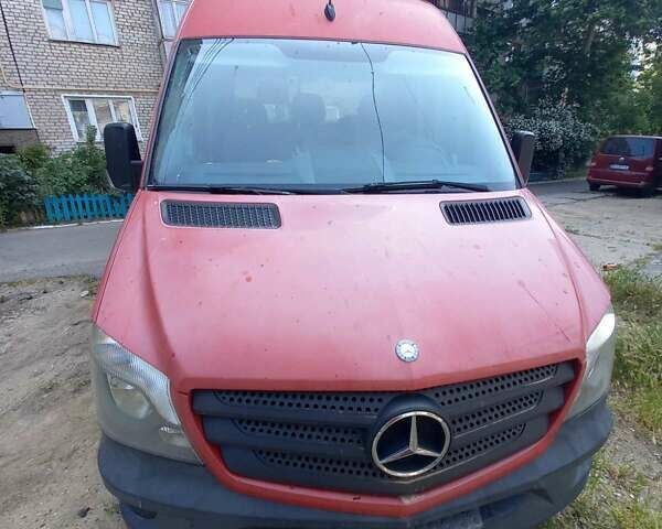 Червоний Мерседес Sprinter, об'ємом двигуна 2.14 л та пробігом 185 тис. км за 16000 $, фото 1 на Automoto.ua