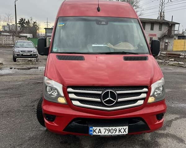 Червоний Мерседес Sprinter, об'ємом двигуна 2.1 л та пробігом 287 тис. км за 21000 $, фото 1 на Automoto.ua