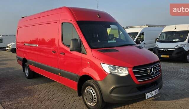Красный Мерседес Sprinter, объемом двигателя 2.99 л и пробегом 265 тыс. км за 46700 $, фото 1 на Automoto.ua