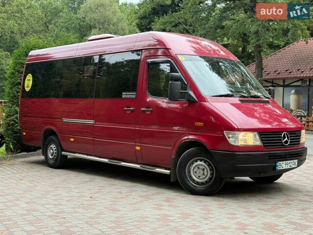 Красный Мерседес Sprinter, объемом двигателя 2.9 л и пробегом 438 тыс. км за 9200 $, фото 1 на Automoto.ua