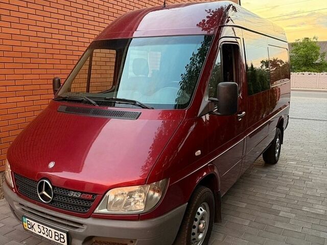 Червоний Мерседес Sprinter, об'ємом двигуна 2.15 л та пробігом 400 тис. км за 10500 $, фото 1 на Automoto.ua