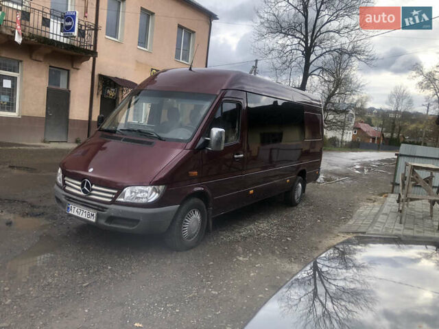 Червоний Мерседес Sprinter, об'ємом двигуна 2.7 л та пробігом 530 тис. км за 11200 $, фото 1 на Automoto.ua