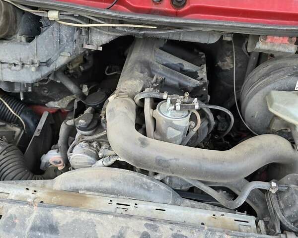 Червоний Мерседес Sprinter, об'ємом двигуна 2.15 л та пробігом 450 тис. км за 6500 $, фото 1 на Automoto.ua