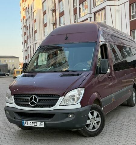 Червоний Мерседес Sprinter, об'ємом двигуна 2.99 л та пробігом 450 тис. км за 16999 $, фото 1 на Automoto.ua