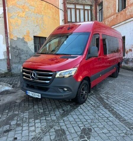 Красный Мерседес Sprinter, объемом двигателя 1.95 л и пробегом 248 тыс. км за 47500 $, фото 1 на Automoto.ua