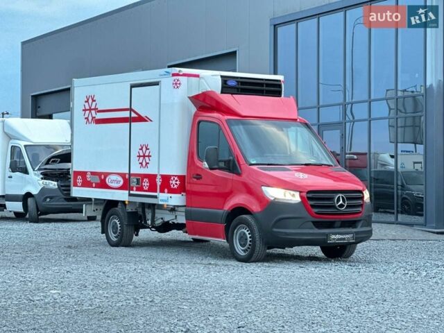 Червоний Мерседес Sprinter, об'ємом двигуна 2.2 л та пробігом 257 тис. км за 26900 $, фото 1 на Automoto.ua