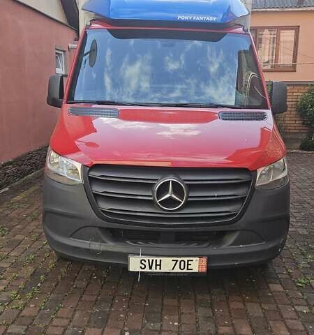 Красный Мерседес Sprinter, объемом двигателя 0 л и пробегом 540 тыс. км за 30355 $, фото 1 на Automoto.ua