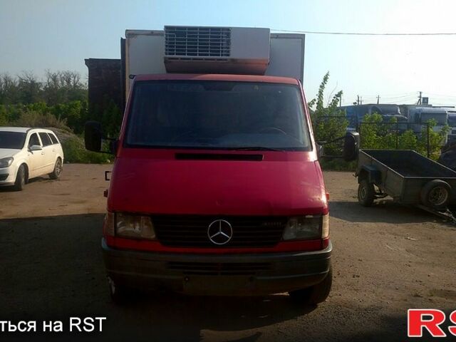 Червоний Мерседес Sprinter, об'ємом двигуна 2.3 л та пробігом 0 тис. км за 5500 $, фото 1 на Automoto.ua