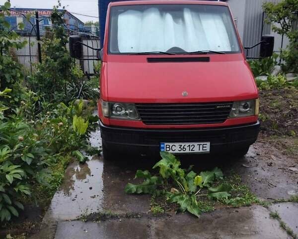 Красный Мерседес Sprinter, объемом двигателя 2.87 л и пробегом 4 тыс. км за 10800 $, фото 1 на Automoto.ua