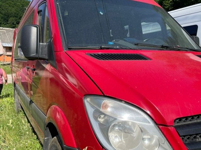 Червоний Мерседес Sprinter, об'ємом двигуна 2.2 л та пробігом 891 тис. км за 12500 $, фото 1 на Automoto.ua