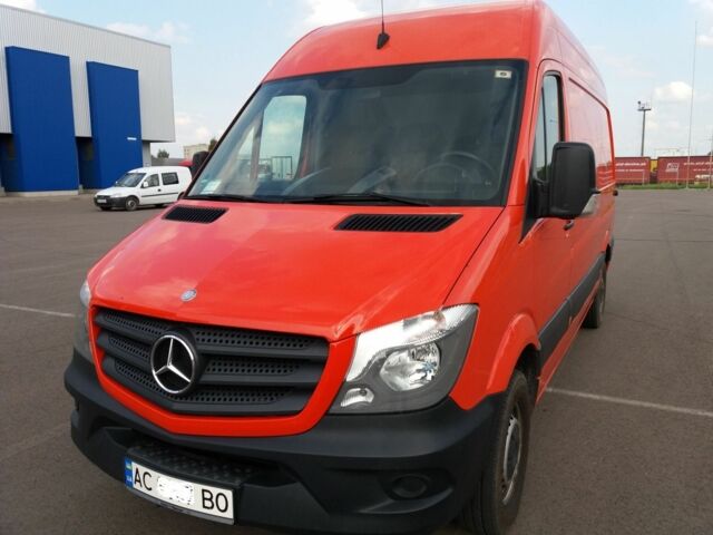 Красный Мерседес Sprinter, объемом двигателя 2.2 л и пробегом 372 тыс. км за 14950 $, фото 1 на Automoto.ua