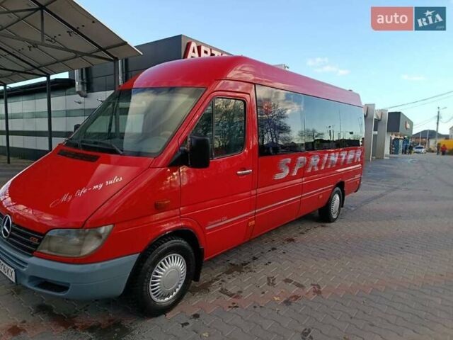 Червоний Мерседес Sprinter, об'ємом двигуна 2.7 л та пробігом 530 тис. км за 9700 $, фото 1 на Automoto.ua