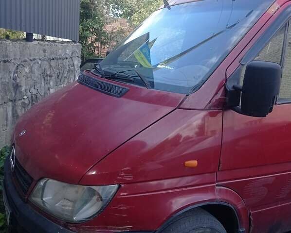 Мерседес Sprinter 2001 в Здолбунове на Automoto.ua Красный Мерседес Sprinter, объемом двигателя 2.7 л и пробегом 600 тыс. км за 4800 $, фото 1 на Automoto.ua
